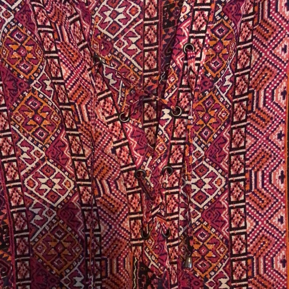 Blouse - Picture 2 of 3